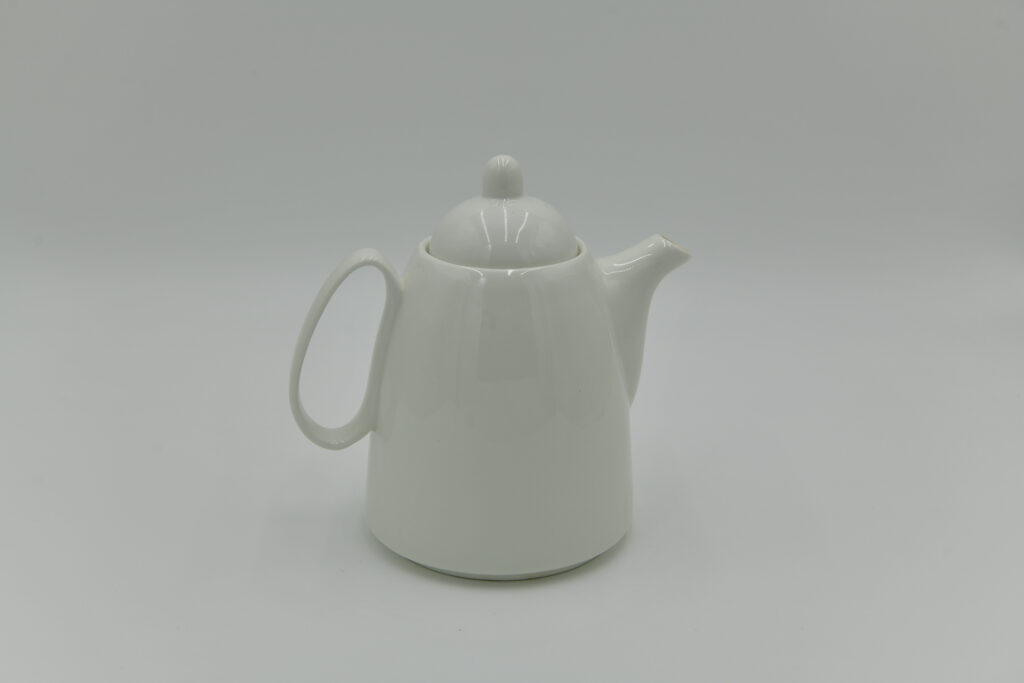 Tea pot